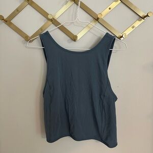 Lululemon cropped twist back tank, blue, size 4